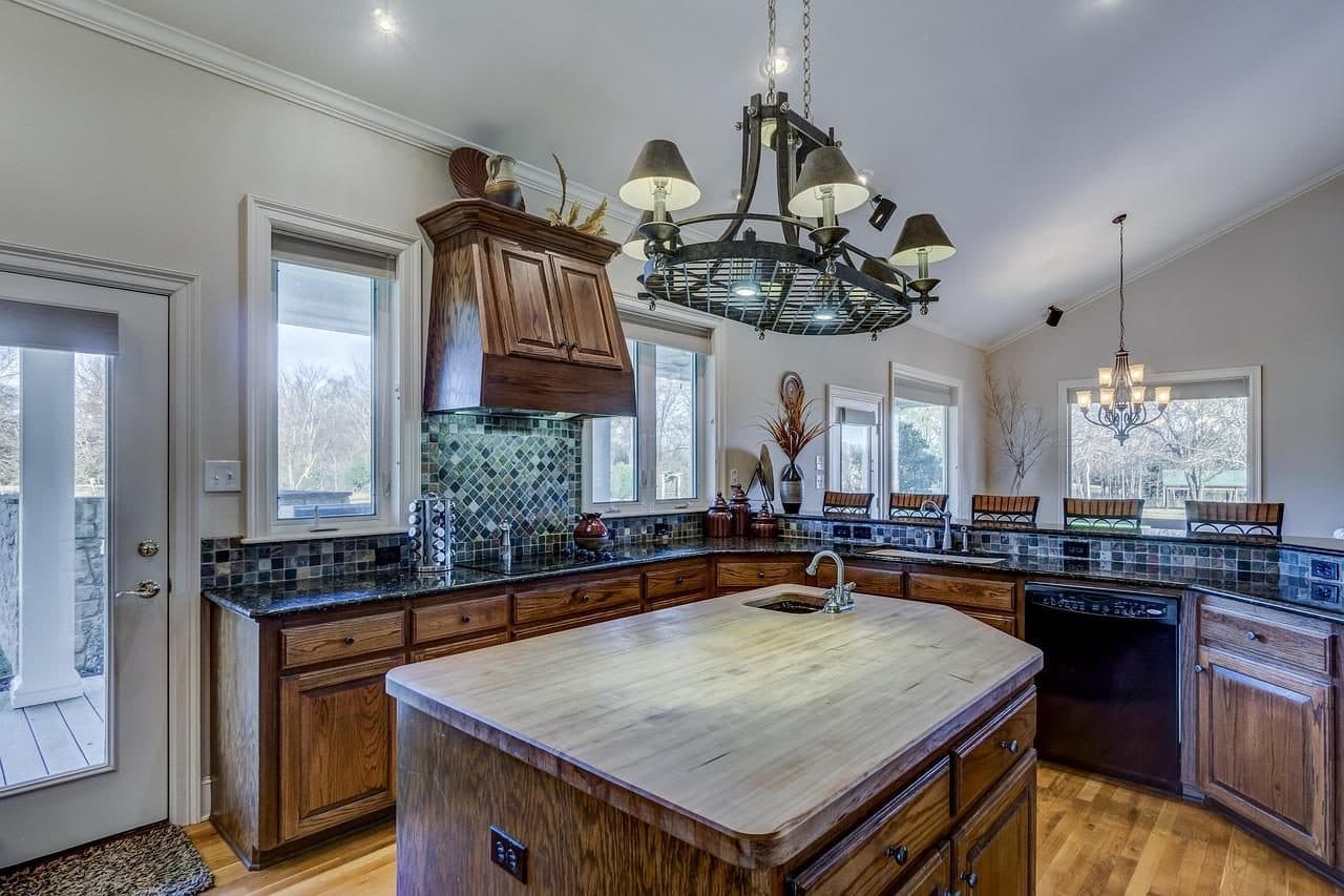 Kitchen Backsplash Ideas: Tile, Stone, and More for 2026